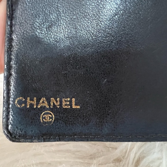 Chanel bifold wallet - Picture 5 of 16